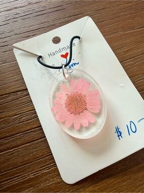 Handmade Pink Pressed Flower Resin Pendant Necklace